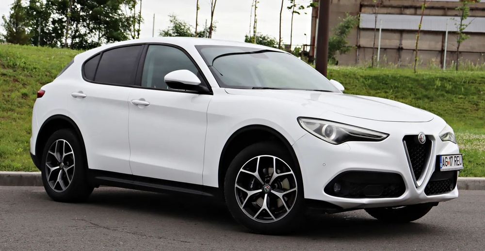 Alfa Romeo Stelvio 180 CP / 4X4 / Lane/Side/Distronic/Camera/Incalzire/Piele/Memorii