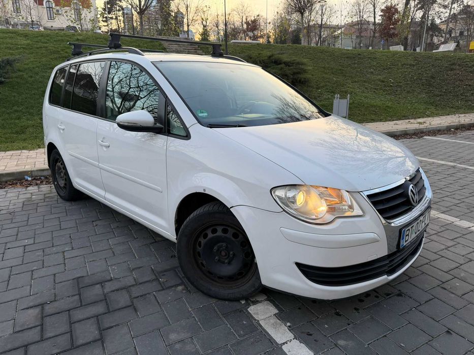 VOLKSWAGEN Touran 2009 — imagine 2