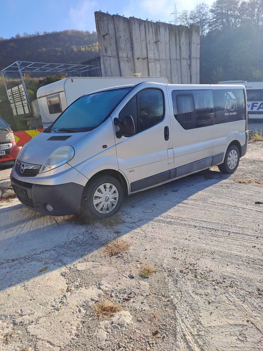 Dezmebrez Opel Vivaro mot 2.0 euro4 2009