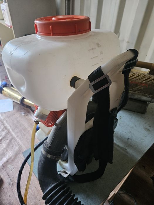 Опрыскиватель бензиновый