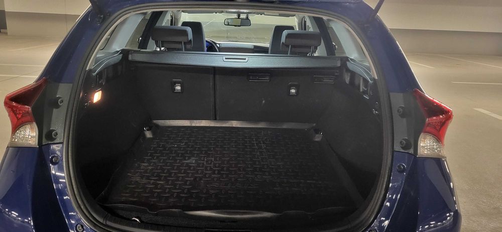 Toyota Auris break hybrid 1.8 136cp