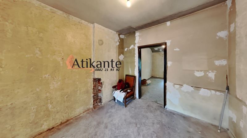 Продава се Двустаен апартамент в София, Център - 80 кв.м за 3500 €/кв.м - Снимка #4