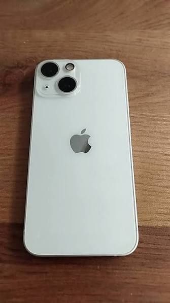 iPhone 13 mini - 256 gb + зарядно, като нов