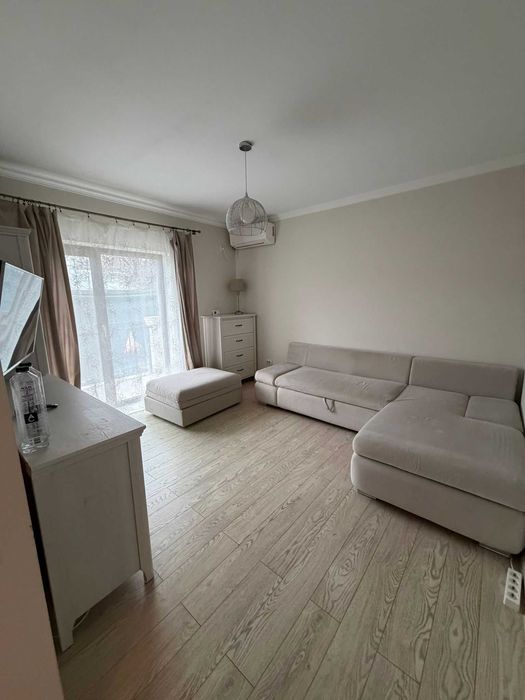 Proprietar, inchiriez apartament 1 camera in Giroc