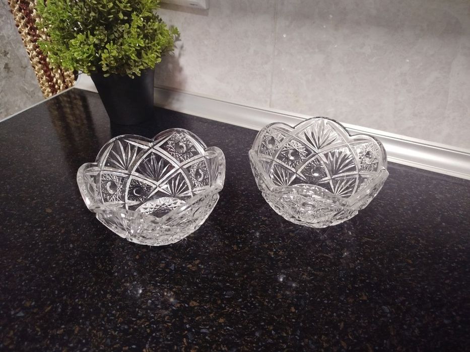 Хрустальный вазы
