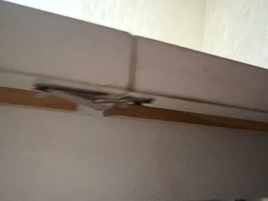 Стол для гостиной или кухни