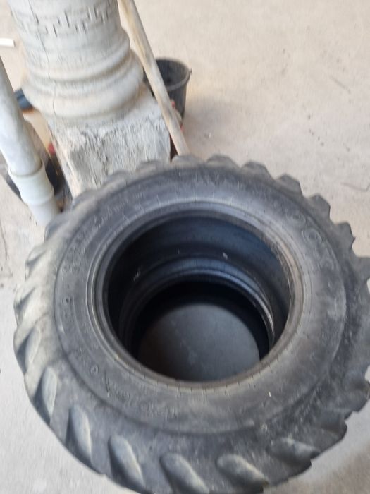 Мини Экскаватор балони б/у Хундай Доссан Волво