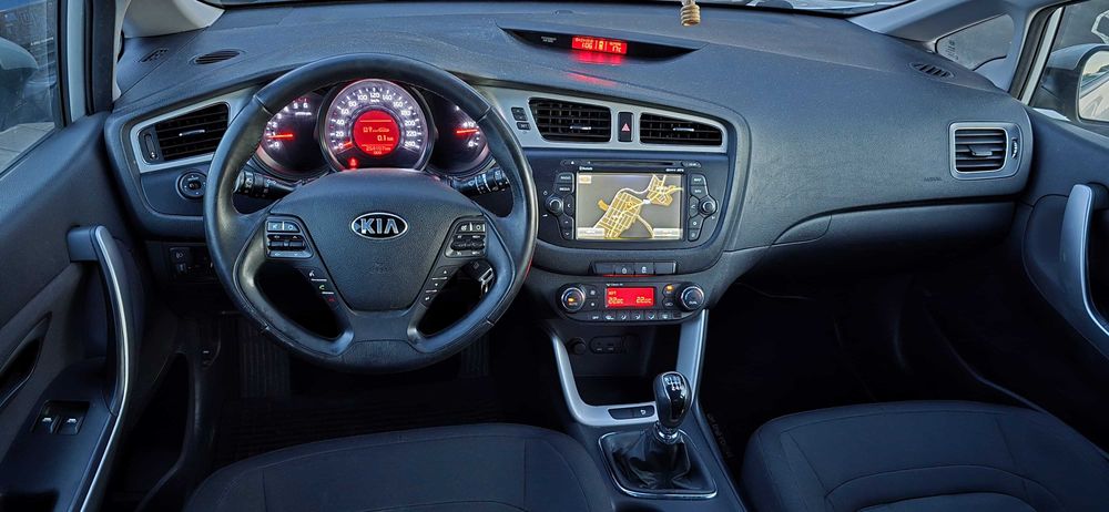 KIA Ceed 2013 — imagine 5