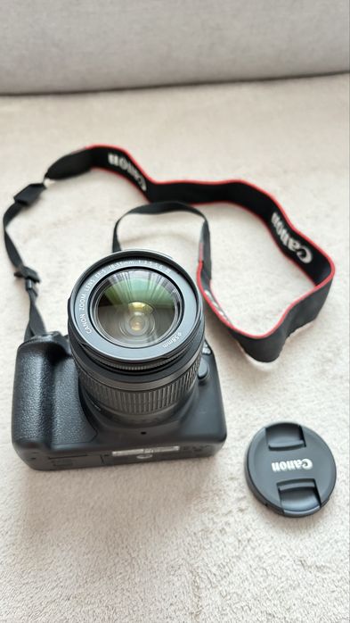Aparat Foto DSLR Canon EOS 1300D + Obiectiv 18-55mm