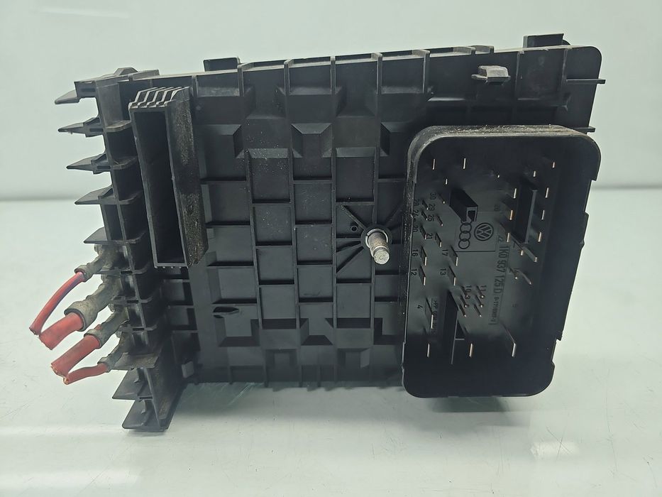 Panou sigurante Skoda Yeti (5L) [Fabr 2009-2020] 1K0937125D