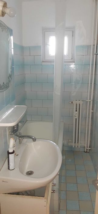 Inchiriez apartament cu 2 camere