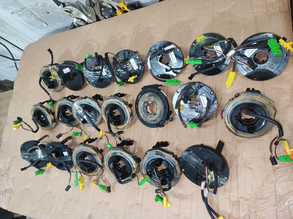 Лентов кабел ъгъл на завиване от Мерцедес