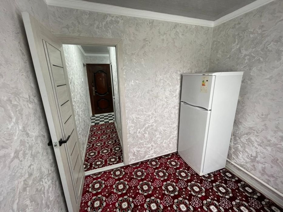 1 xonali kvartira ijaraga beriladi.