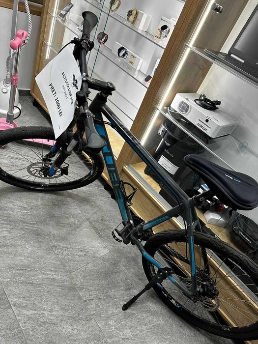 BLACK AMANET P2 • Bicicleta Cube Acid