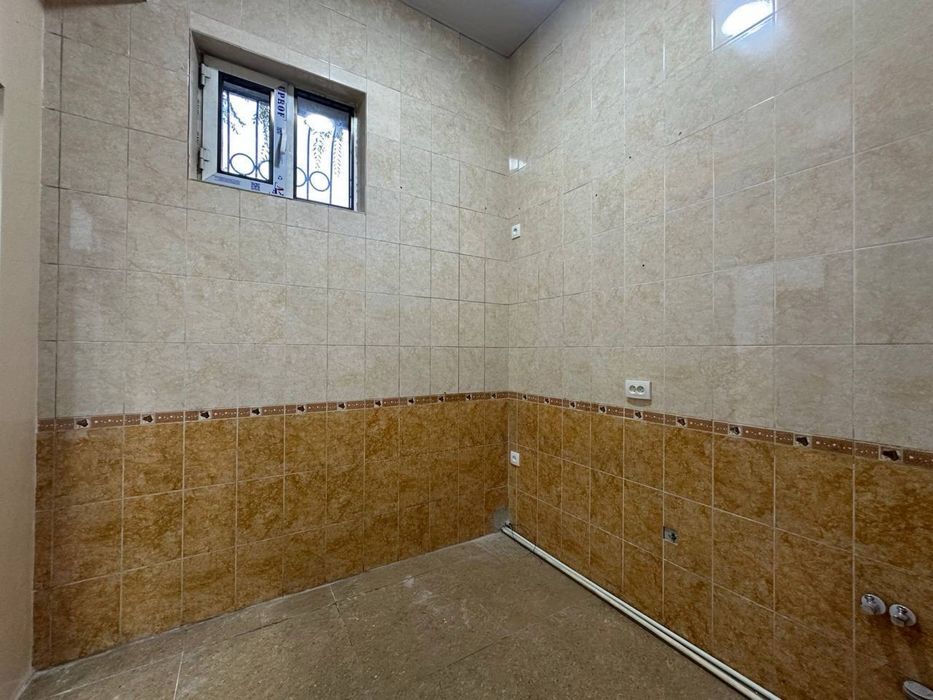 Бино ижарага топширилади. Хадра, Цирк. 350 м2