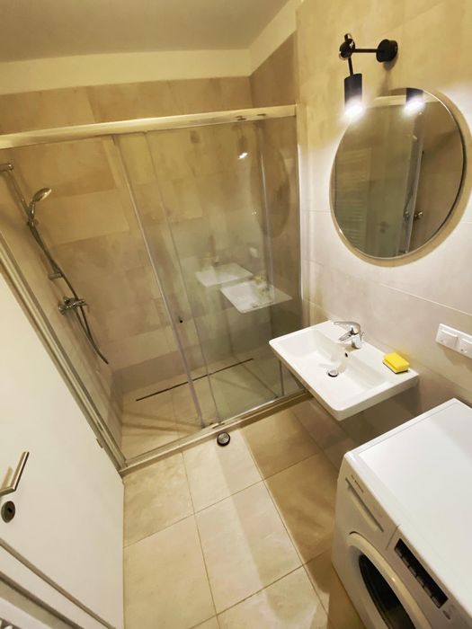 Cazare regim hotelier Brașov—>2 camere Coresi Mall