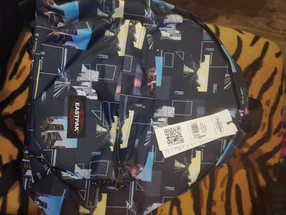 Оригинална дамска раница Eastpak, 24 L