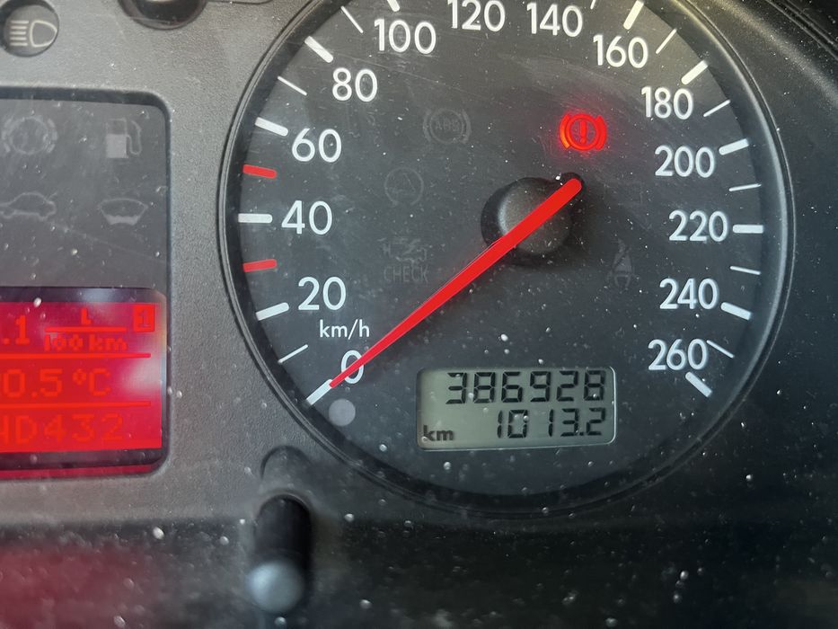 Volkswagen Passat B5.5 1.9 TDI 115 CP Automată • 2 seturi cauciucuri