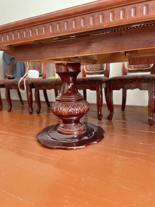 Продам стол со стульями