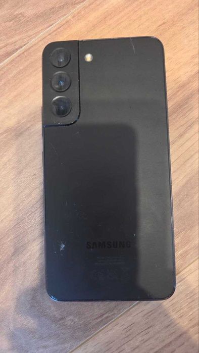Samsung S22 128GB Black – stare foarte bună + husă magnetică anti-soc + cutie