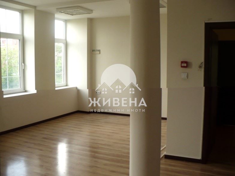 Офис в Варна-Операта площ 336 цена 2688