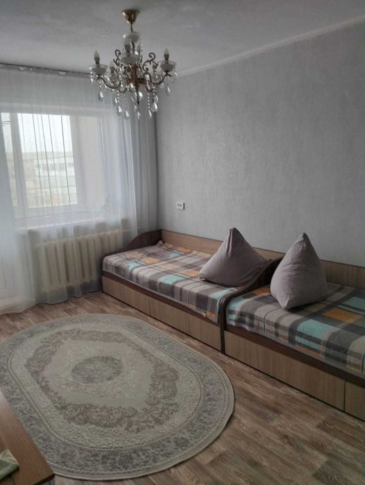 Продам 2 двухком. квартиру