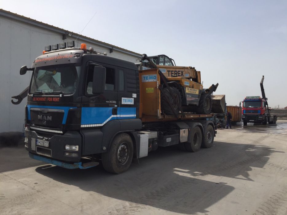 servicii transport utilaje trailer