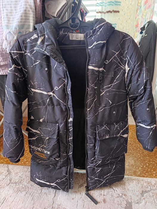 Зимняя теплая куртка