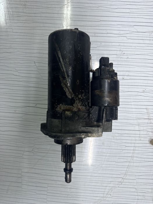 Стартер VW Passat B2 1.6TD 1991-1998Година