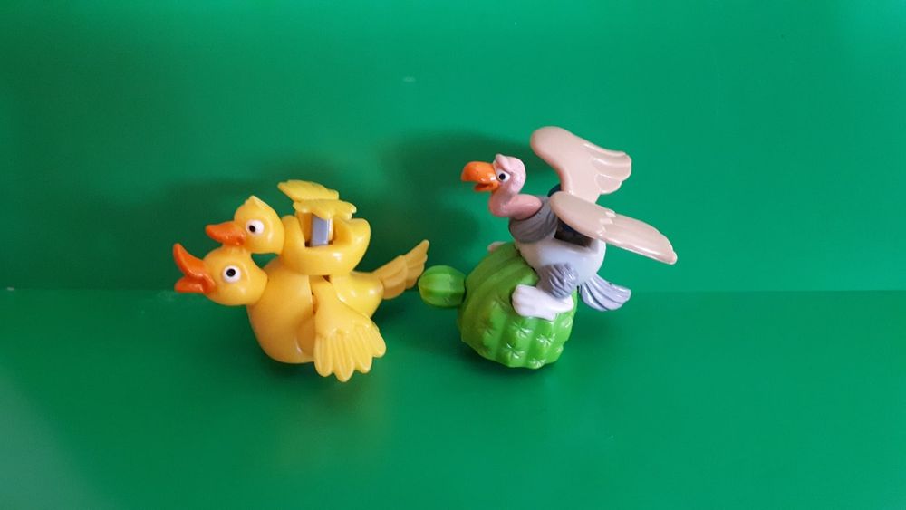 Серии KinderSurprise из 2-х игрушек