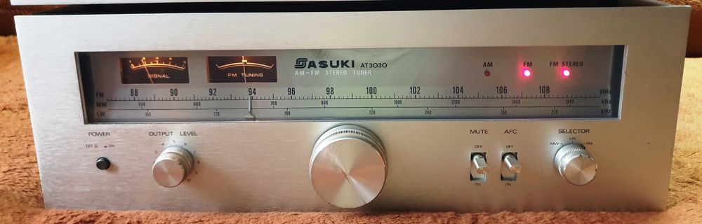Asuki AX3300 statie, Asuki AT3030 Tuner