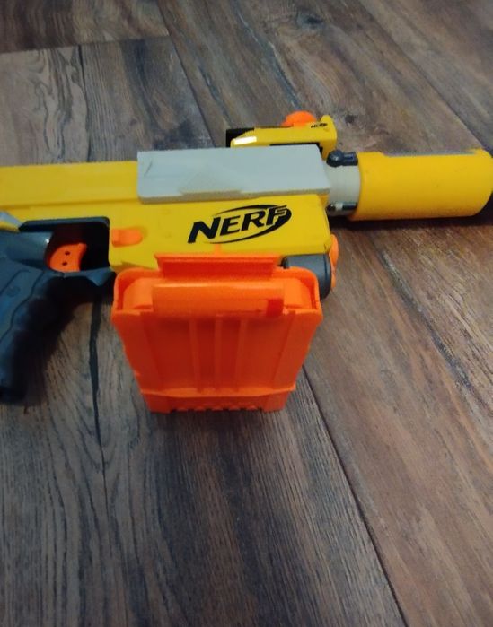 NERF пистолети с приставки