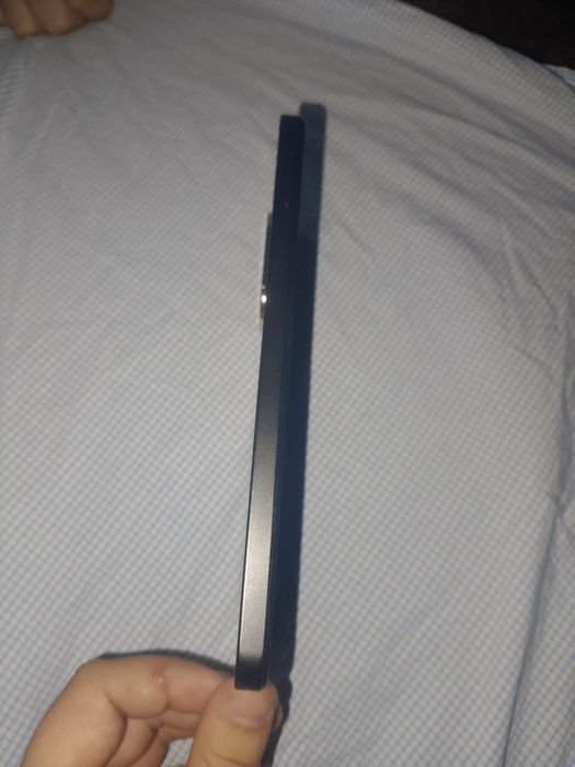 Vând telefon mobil Redmi A5 intact 700  de lei