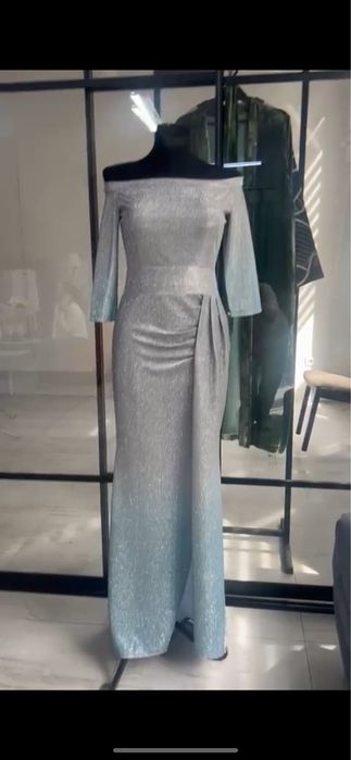 Платье вечернее