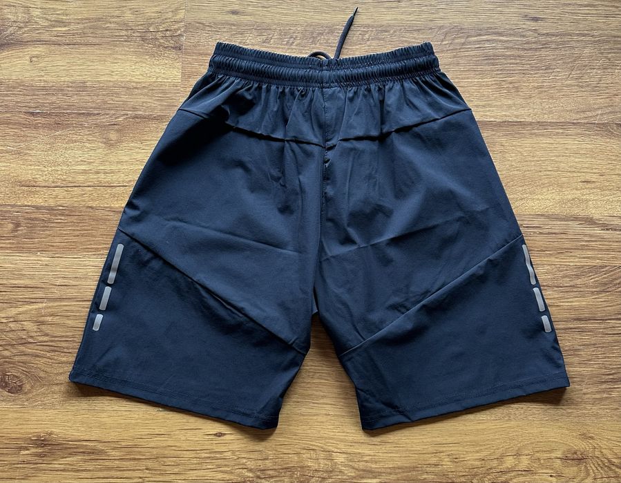 Мъжки,шушлекови,тъмно сини къси панталонки Nike с ципове на джобовете