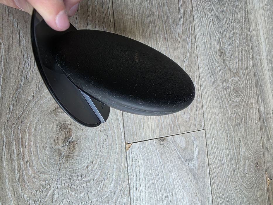 Incarcator wireless Samsung fast charge.
Predare personala in Cluj.