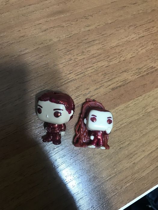 Фигурки очень странные дела