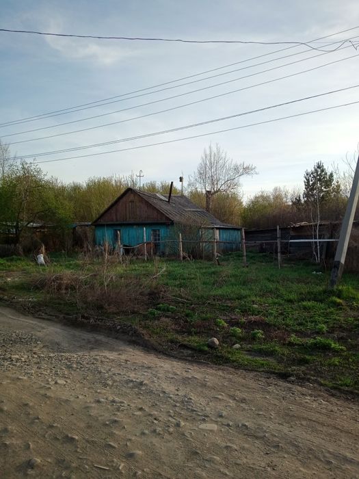Участок,17 соток , пригород .