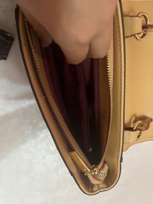 Сумычка женская Вуилитон