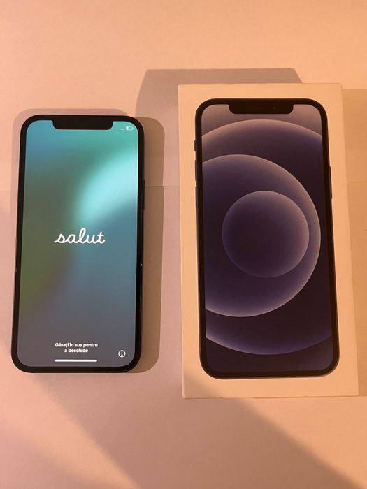 Vand iPhone 12 negru