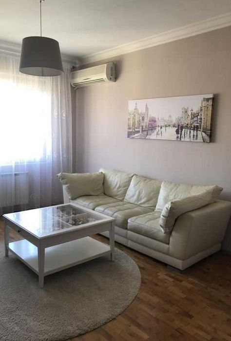 Продава се Тристаен апартамент в София, Център - 100 кв.м за 2000 €/кв.м - Снимка #1