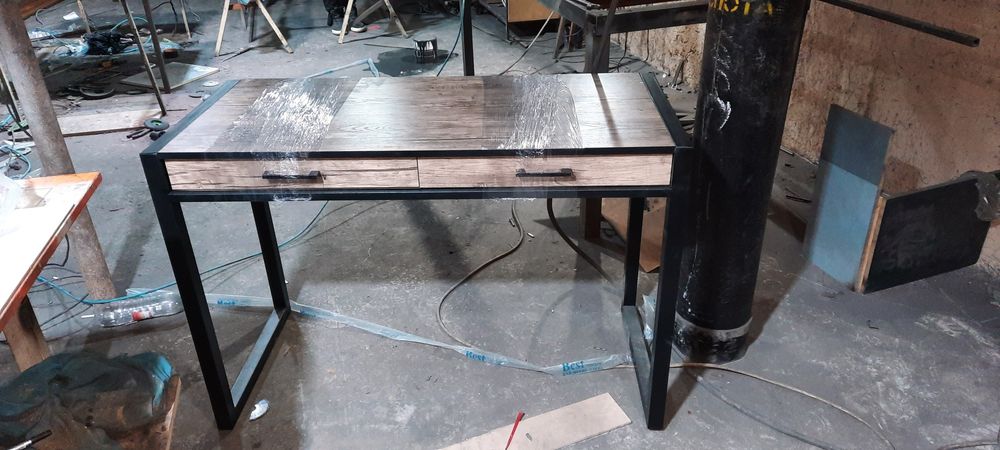 Офисные столы на заказ