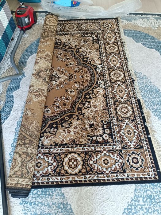 Ковёр коричневый цвет