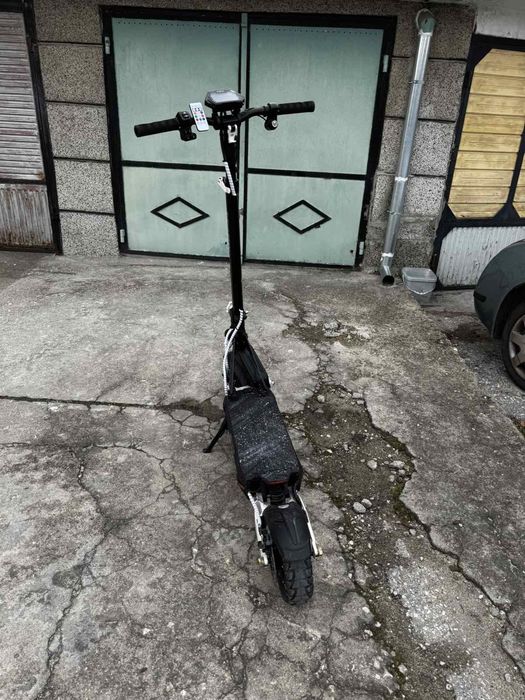 Продавам тротинетка Kukirin G2 Max