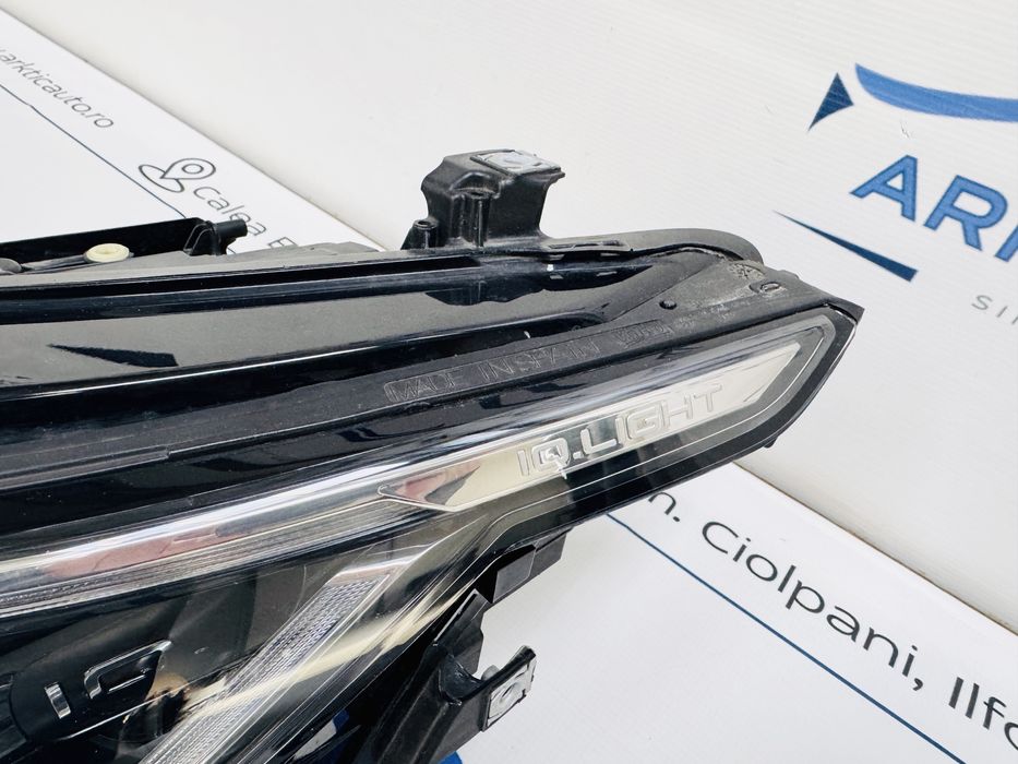 Far stanga Matrix IQ Light VW GOLF 8 cod 5H1941059K