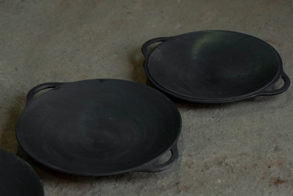 Садж,чугунный садж,сковорода,казан,очаг,мангал