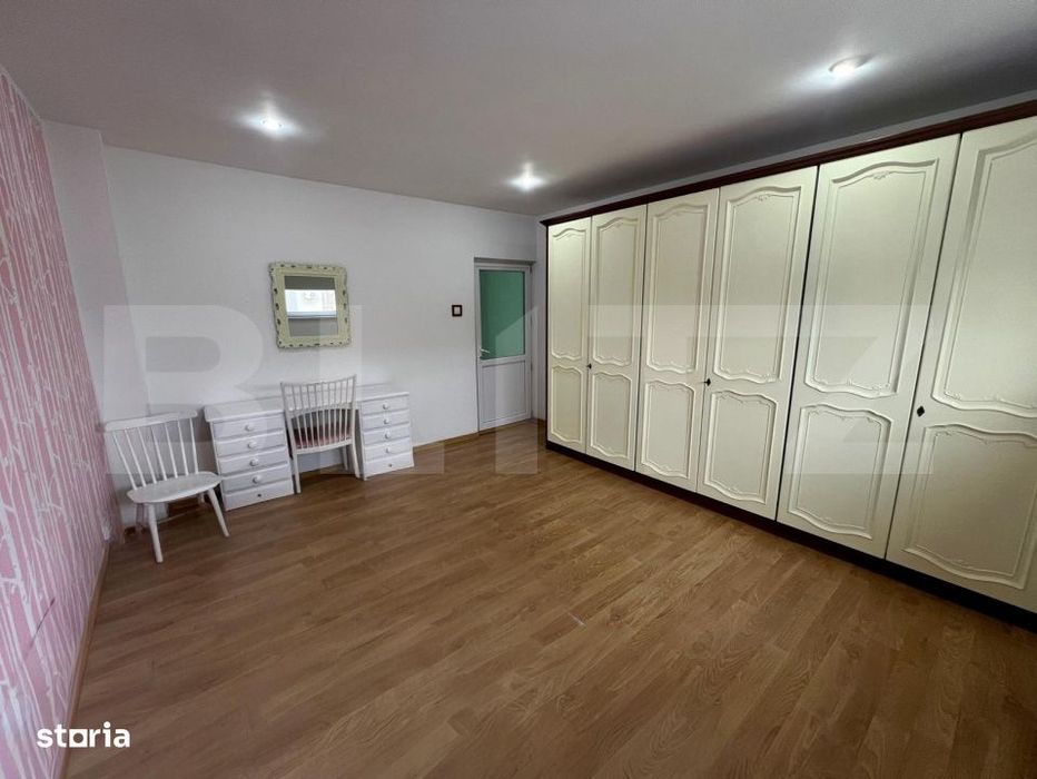 Spatiu birouri, 70 mp, etajul 2, centrala si aer, zona 1 Mai