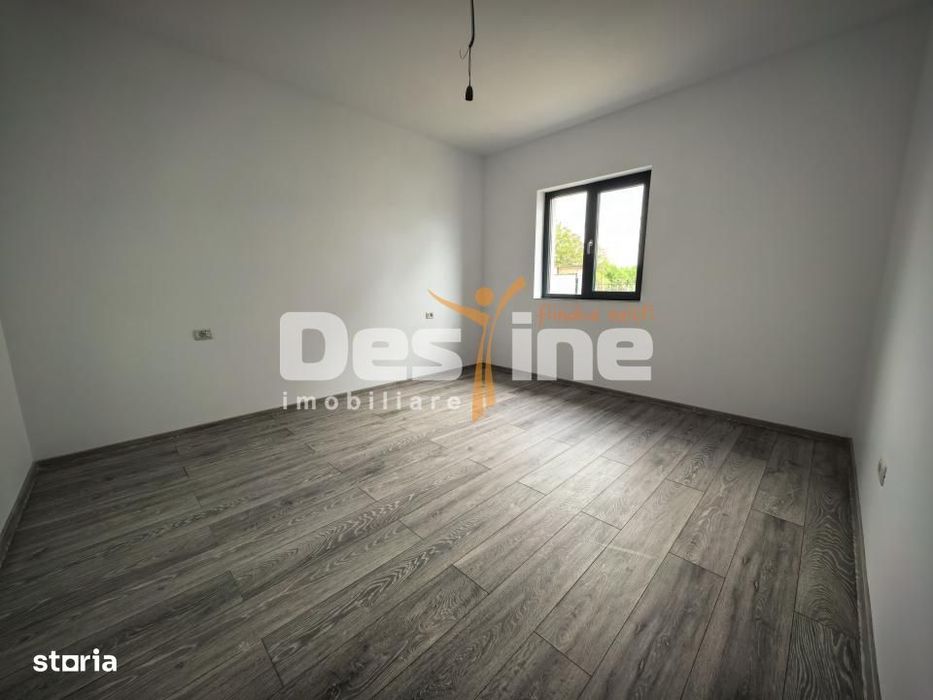 Casă individuală 3 camere 2 bai 313 mp teren Lunca Cetațuii