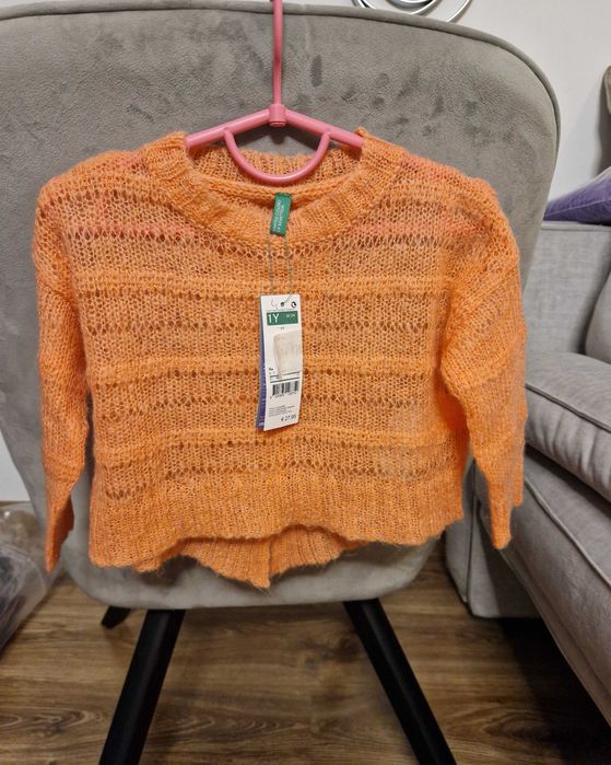 Pulover Benetton cu mohair 1-2 ani nou