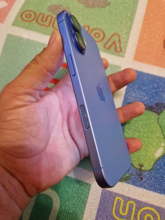 Iphone 16 (128gb/99%bat)